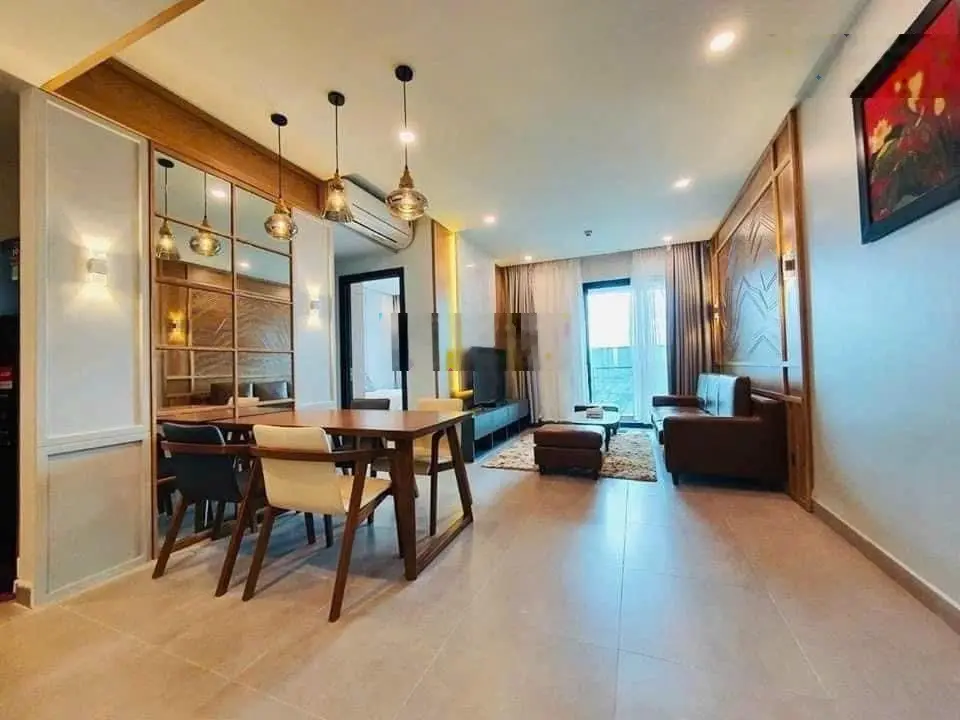 Cần bán căn hộ 2pn 2wc - FELIZ EN VISTA giá 6.5 tỷ , đã có sổ full nội thất, lh 0767 980 *** Mr.Tùng