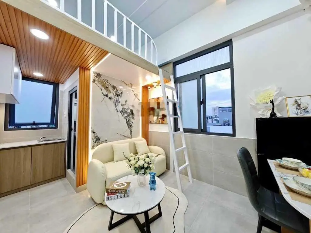 CHDV HXH Xô Viết Nghệ Tĩnh, 6 tầng, có tháng máy, dòng tiền 120tr/tháng