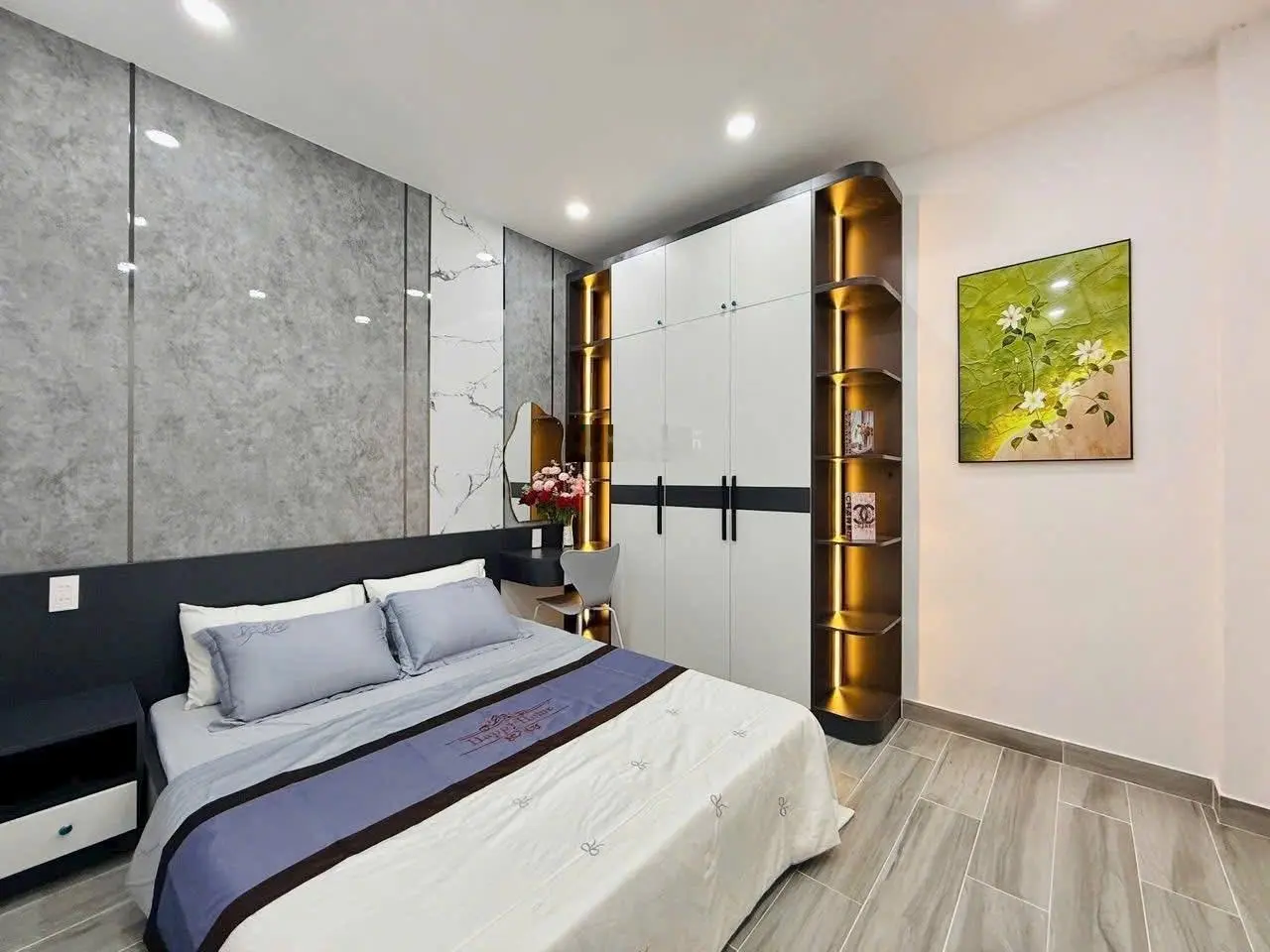 Cần chuyển nhượng nhà Phố Trạm người quen gửi 35m2 x 5T giá nhỉnh 6tỷ