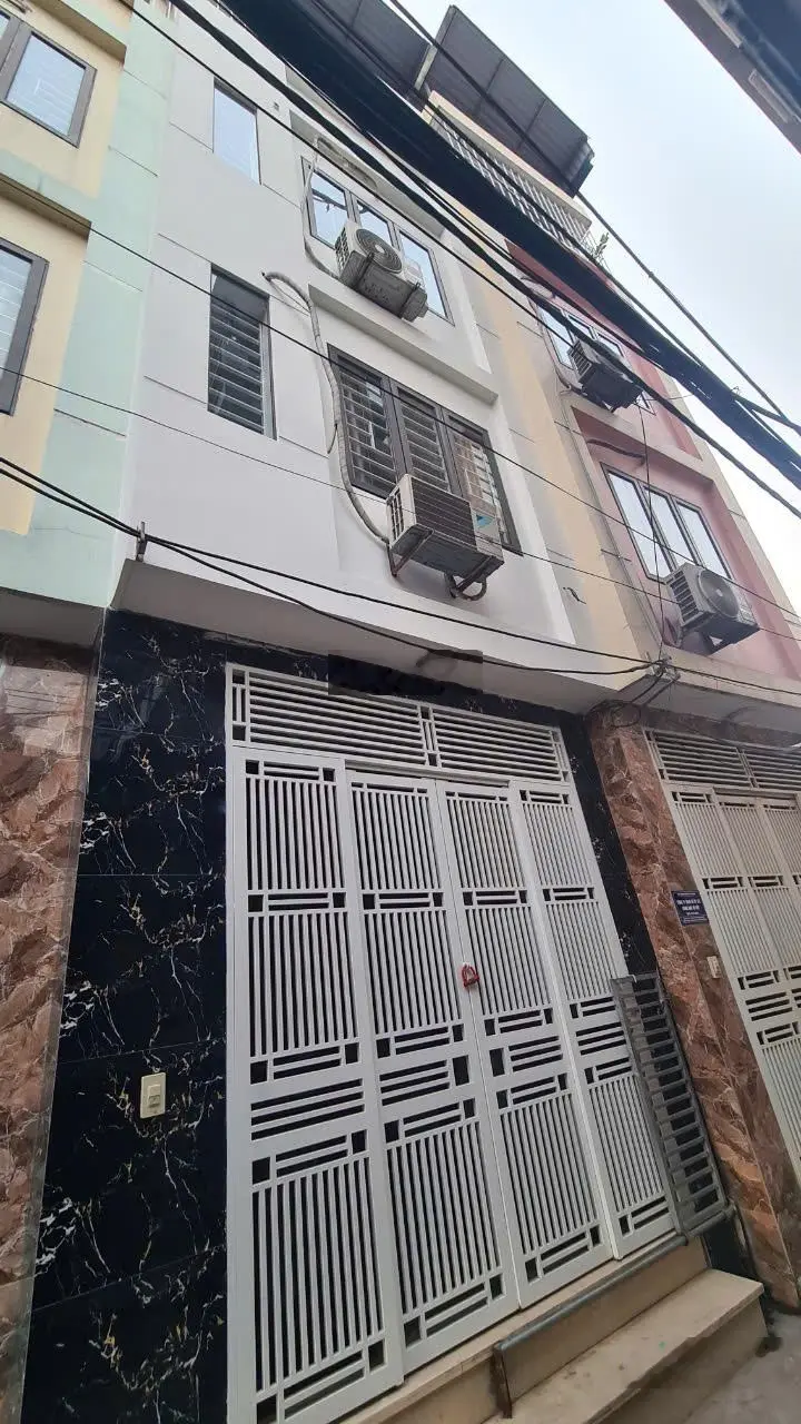 Nhà phố; đường Đội Cấn, Ba Đình, giá cực chất 6,68 tỷ vnd, 43m2, 4PN + 3WC