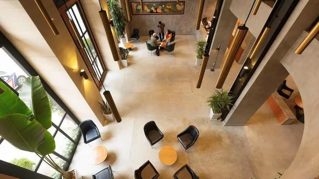 Khách sạn 3 sao 16 tầng mặt phố cổ trung tâm Ba Đình Hà Nội