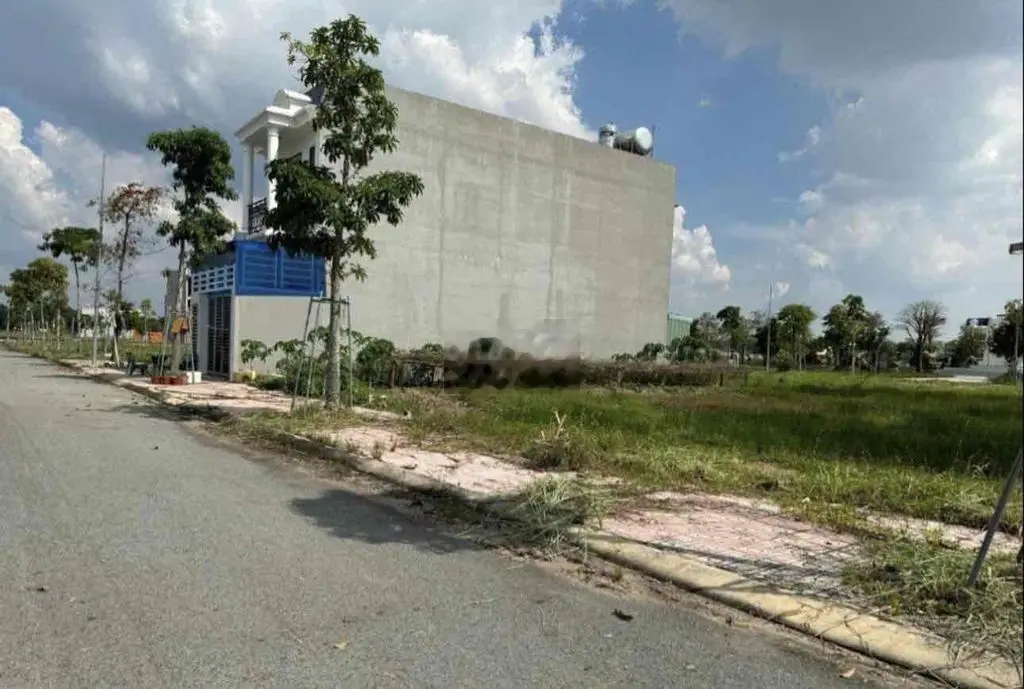 Cần bán GẤP đất 1ty100/360m2 ở Thới Hoà, Bến Cát cách chợ Bến Cát 500m