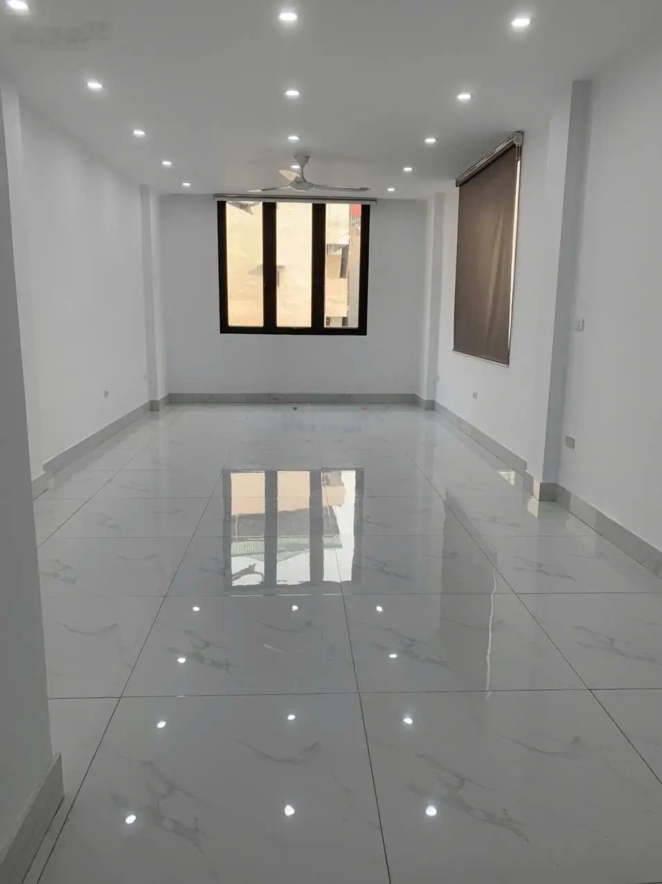 Bán nhà 6 tầng thang máy phố Yên Hòa-Cầu Giấy-Hà Nội, vị trí đẹp, kinh doanh tốt. Giá thương lượng!