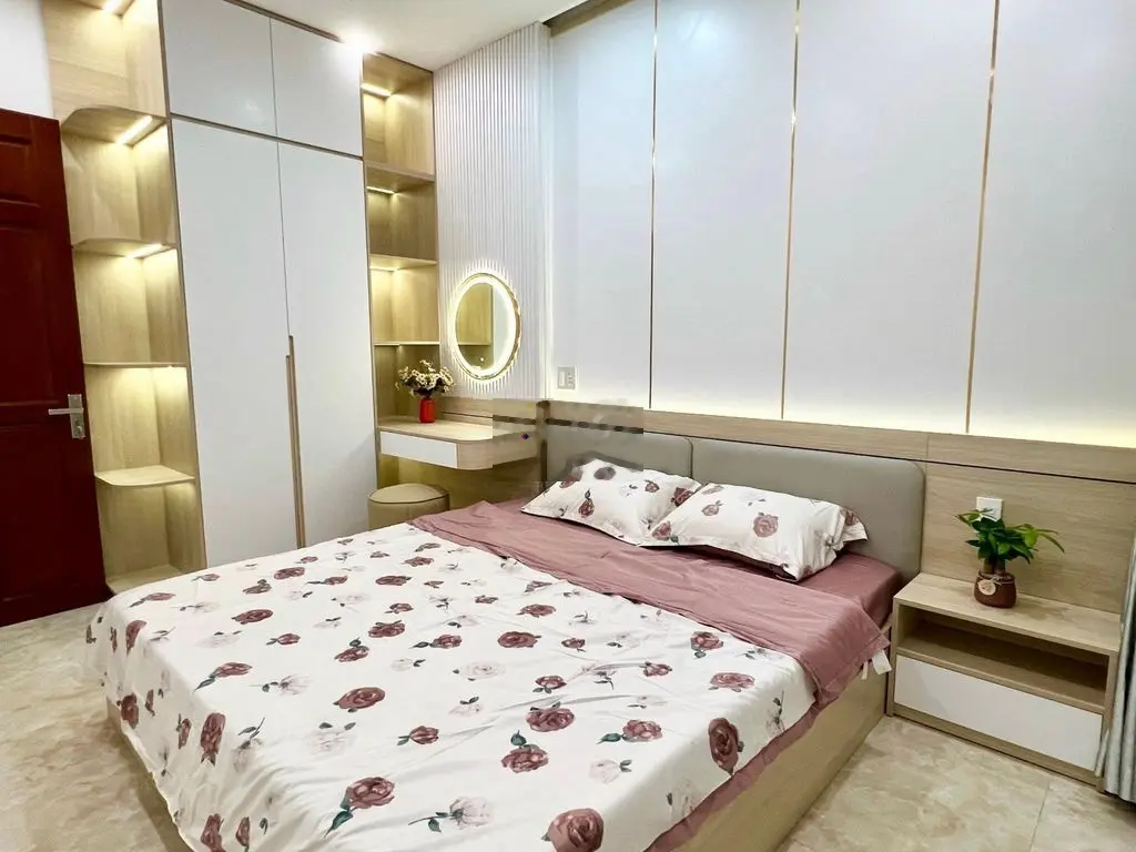 NHÀ ĐẸP GIÁ RẺ NGAY ĐƯỜNG ÔNG ÍCH KHIÊM 3 TẦNG FULL NỘI THẤT 4 TỶ X