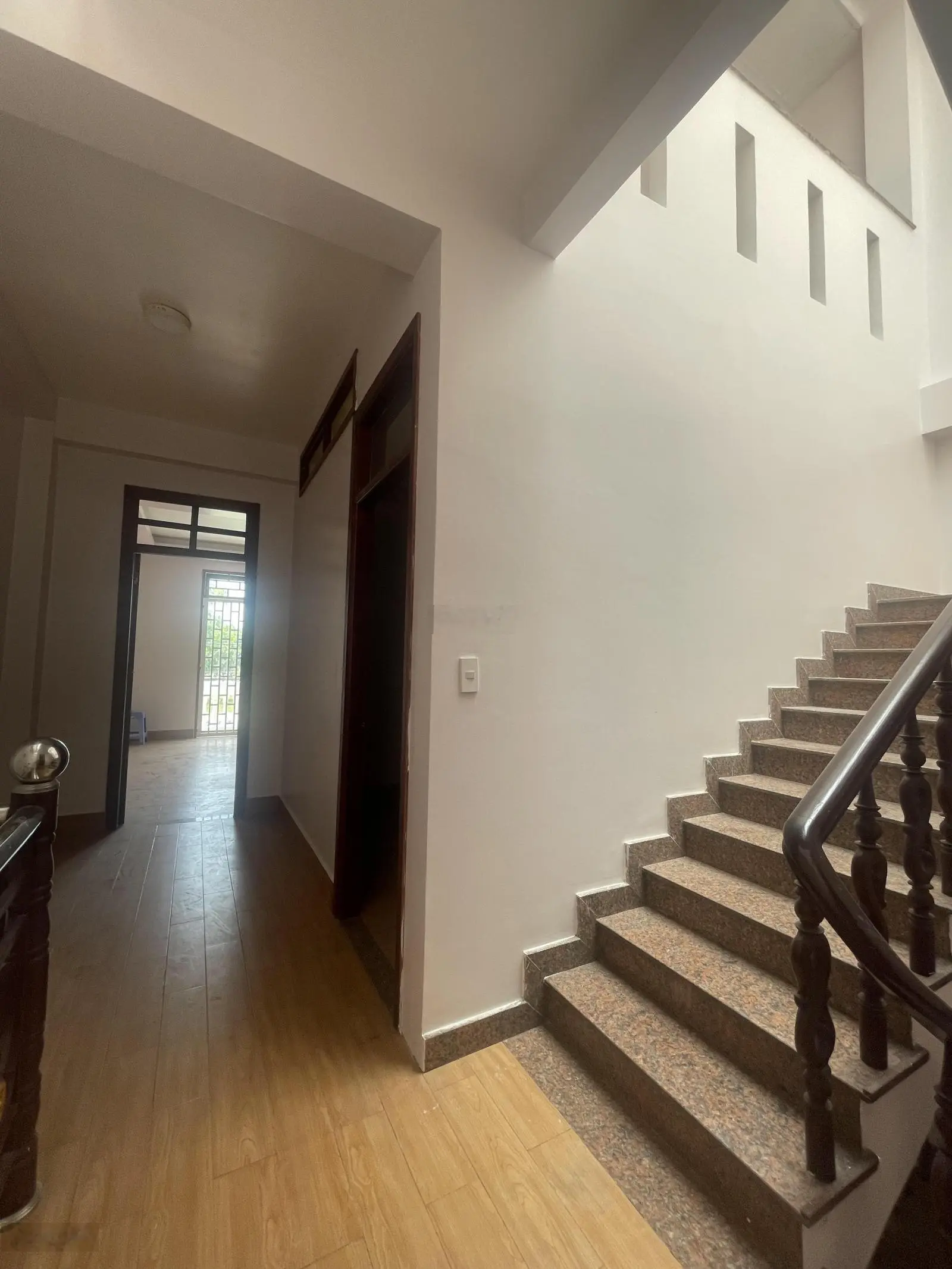 Chủ ngộp 6m x 19m đúc 3 tấm - đường Số 3 KDC Vĩnh Lộc - Bình Tân