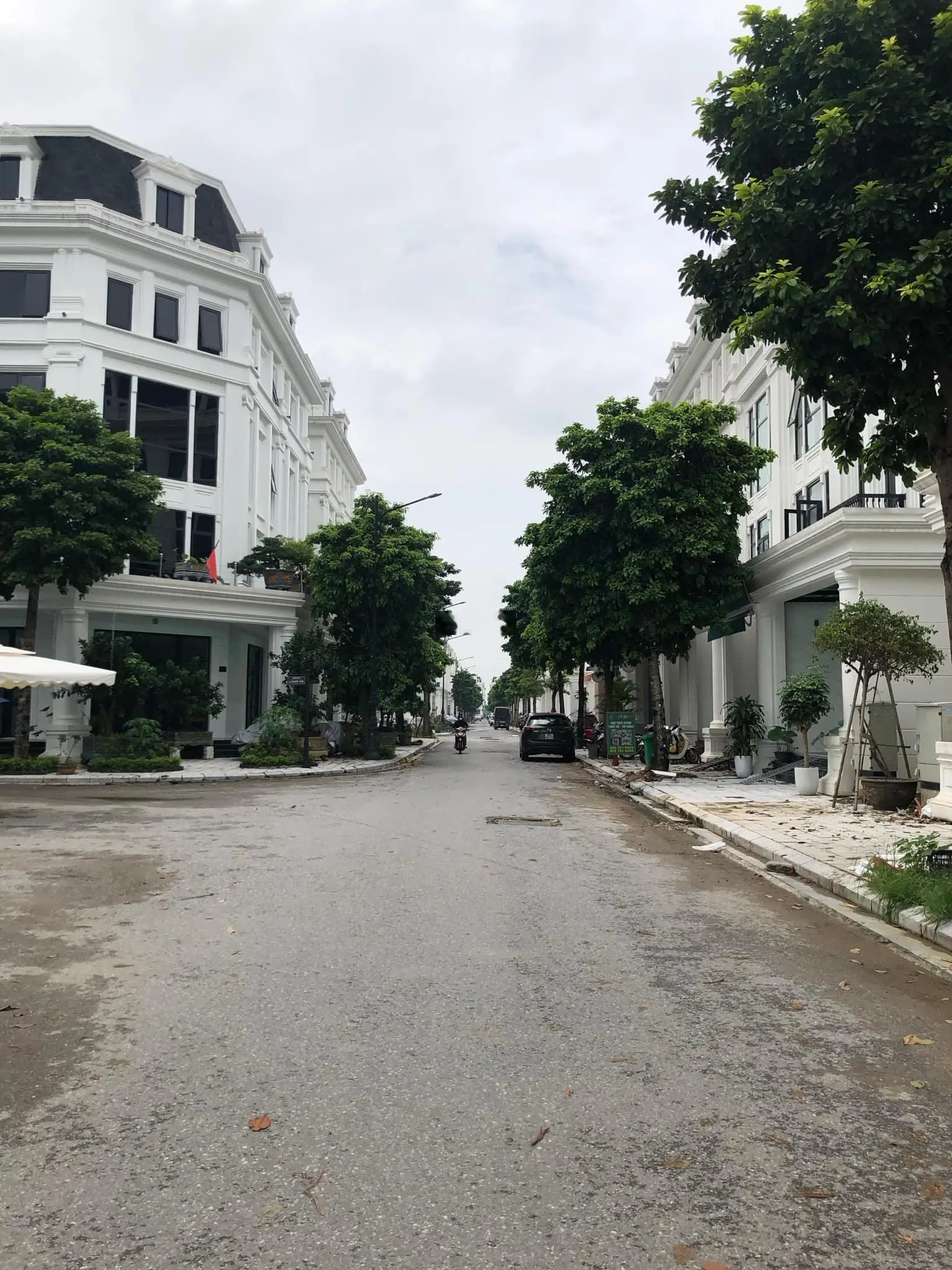 LOUIS CITY , BIỆT THỰ LIỀN KỀ , 1 CĂN DUY NHẤT GIÁ RẺ CÒN SÓT LẠI , 95M2 , HƠN 20 TỶ