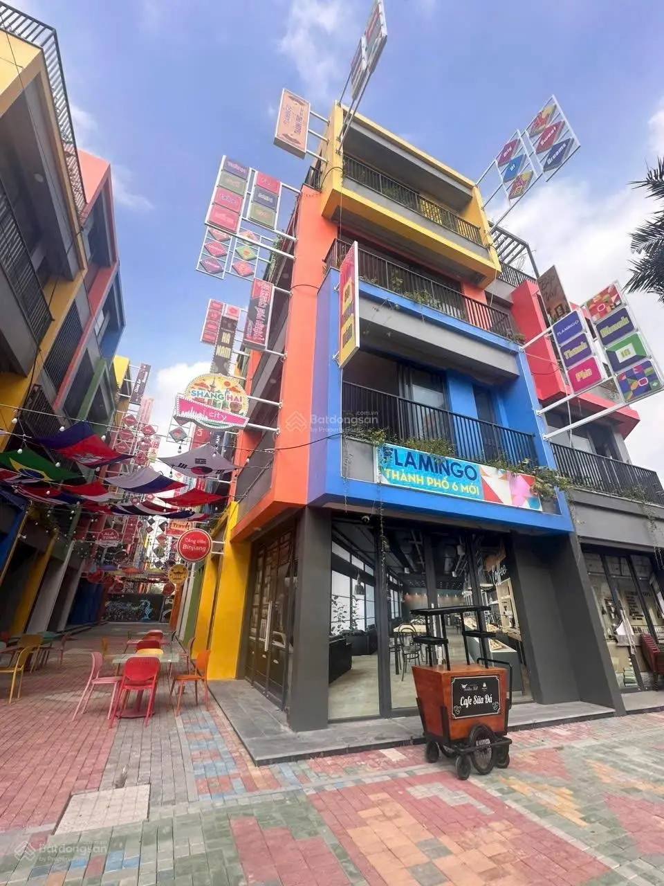 Shophouse 105m2 xây dựng 4 tầng, kinh doanh siêu tốt tại Flamingo Golden Hill, giá 6.1 tỷ