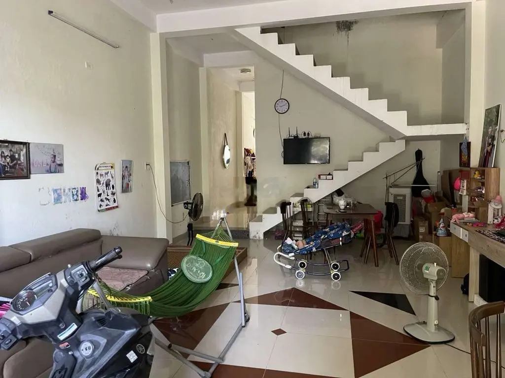 Bán nhà 1 mê đúc Đường Nguyễn Tuyển. Hòa hải. 2 tỷ 600. Có tl.