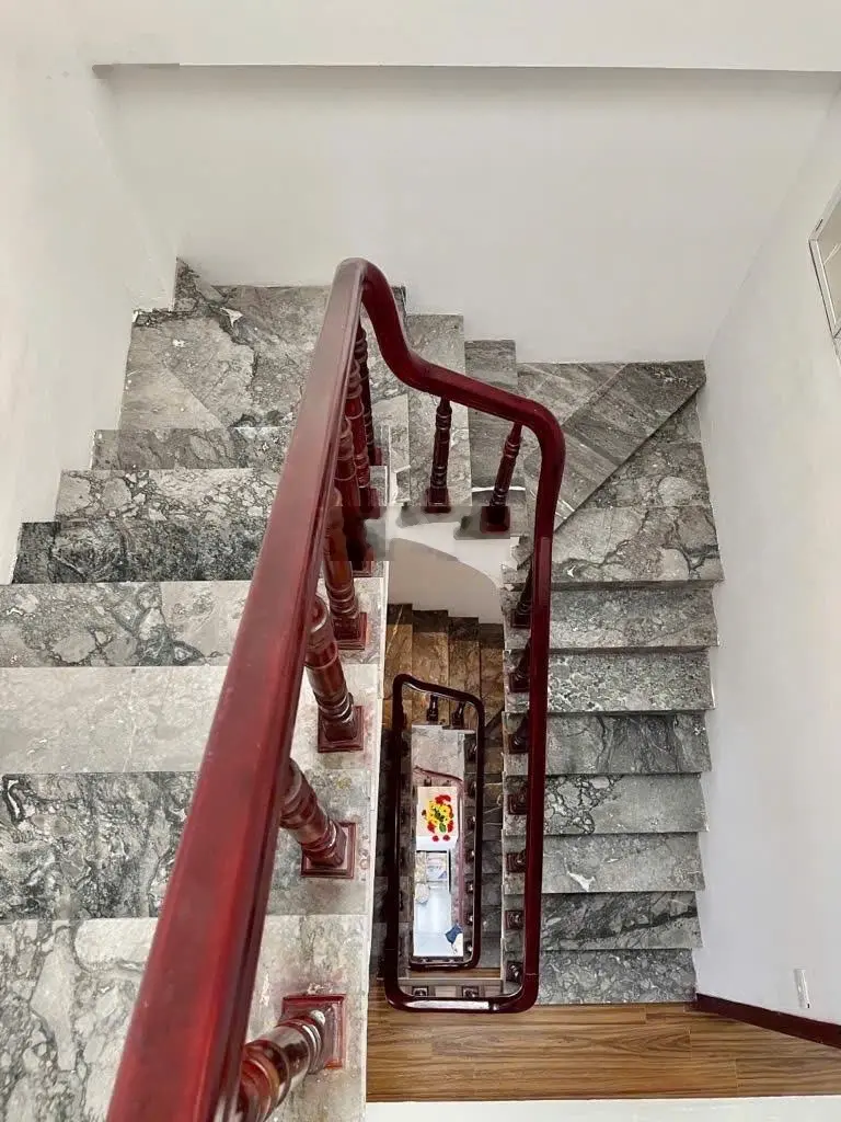 Nhà phân lô ô tô lùi cửa tại Ngô Quyền, Hà Đông 40m2 với giá 7, x tỷ, lh: 0963 978 ***