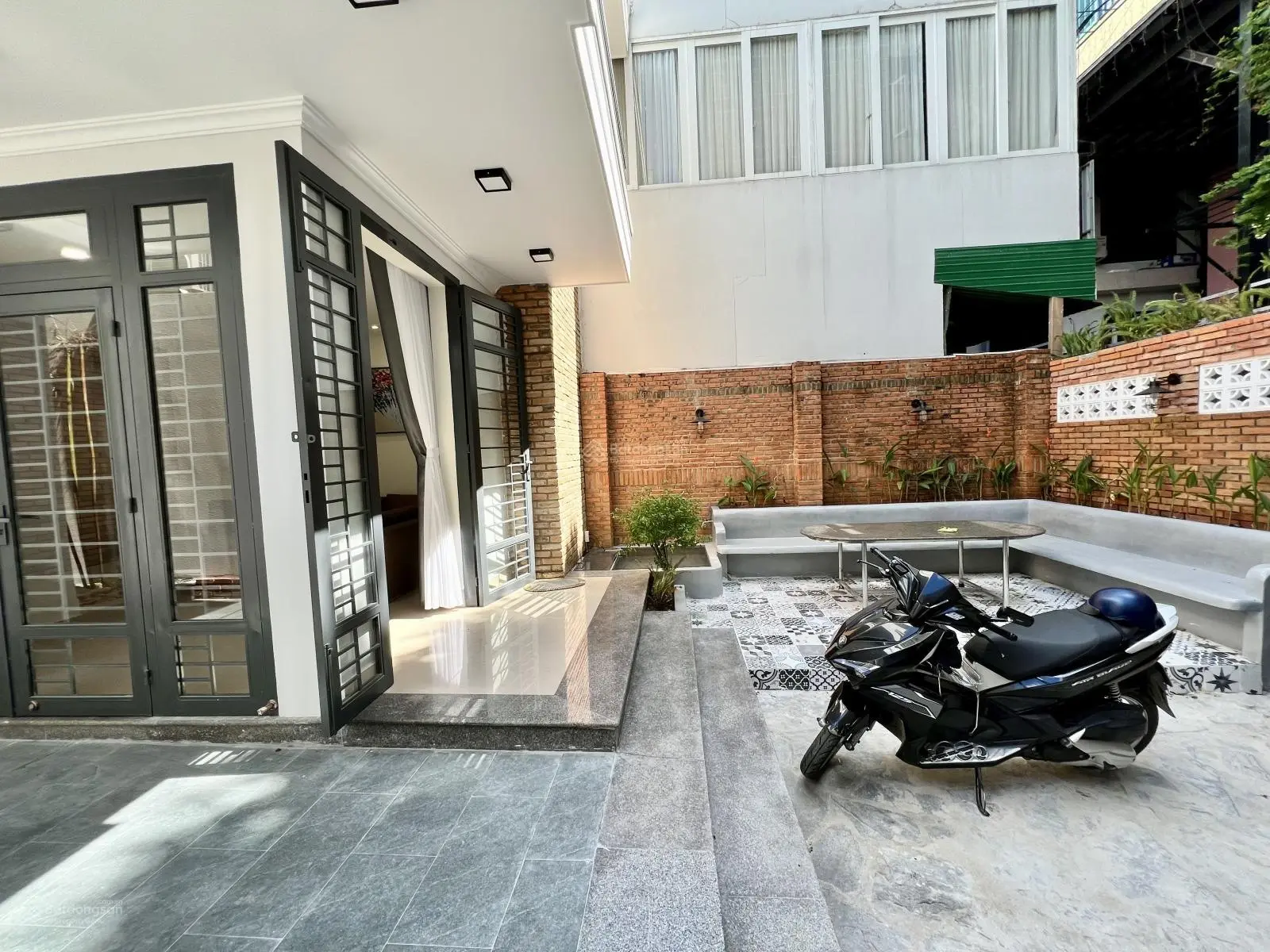 Bá.n nhà 3 tầng đường Củ Chi, P. Vĩnh Hải, Nha Trang.