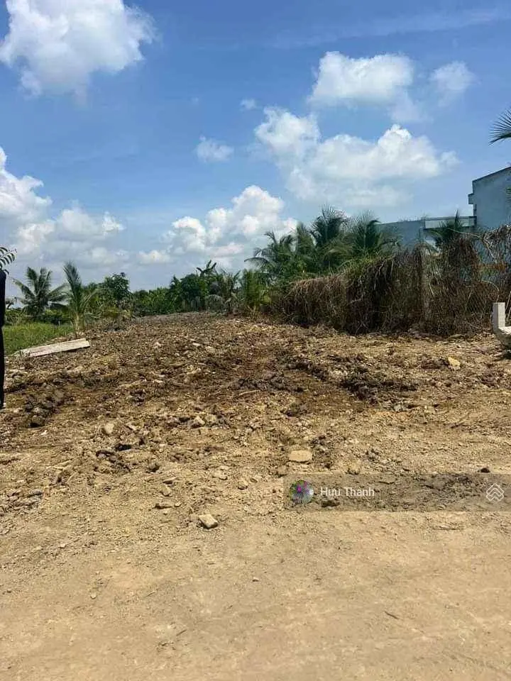 Em có nền 150m2/520tr ở đường Lâm Thành Hưng, P7, Sóc Trăng. Cách Trường Lâm Thành Hưng chỉ 500m.