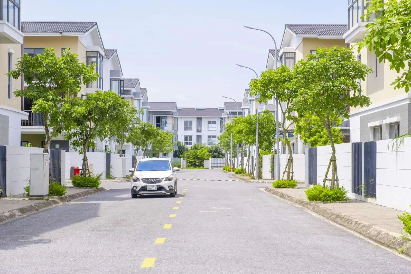 Bán nhà phố Belhomes 3 tầng đón sóng cầu Nguyễn Trãi và Vin Vũ Yên chỉ 3tỷ9