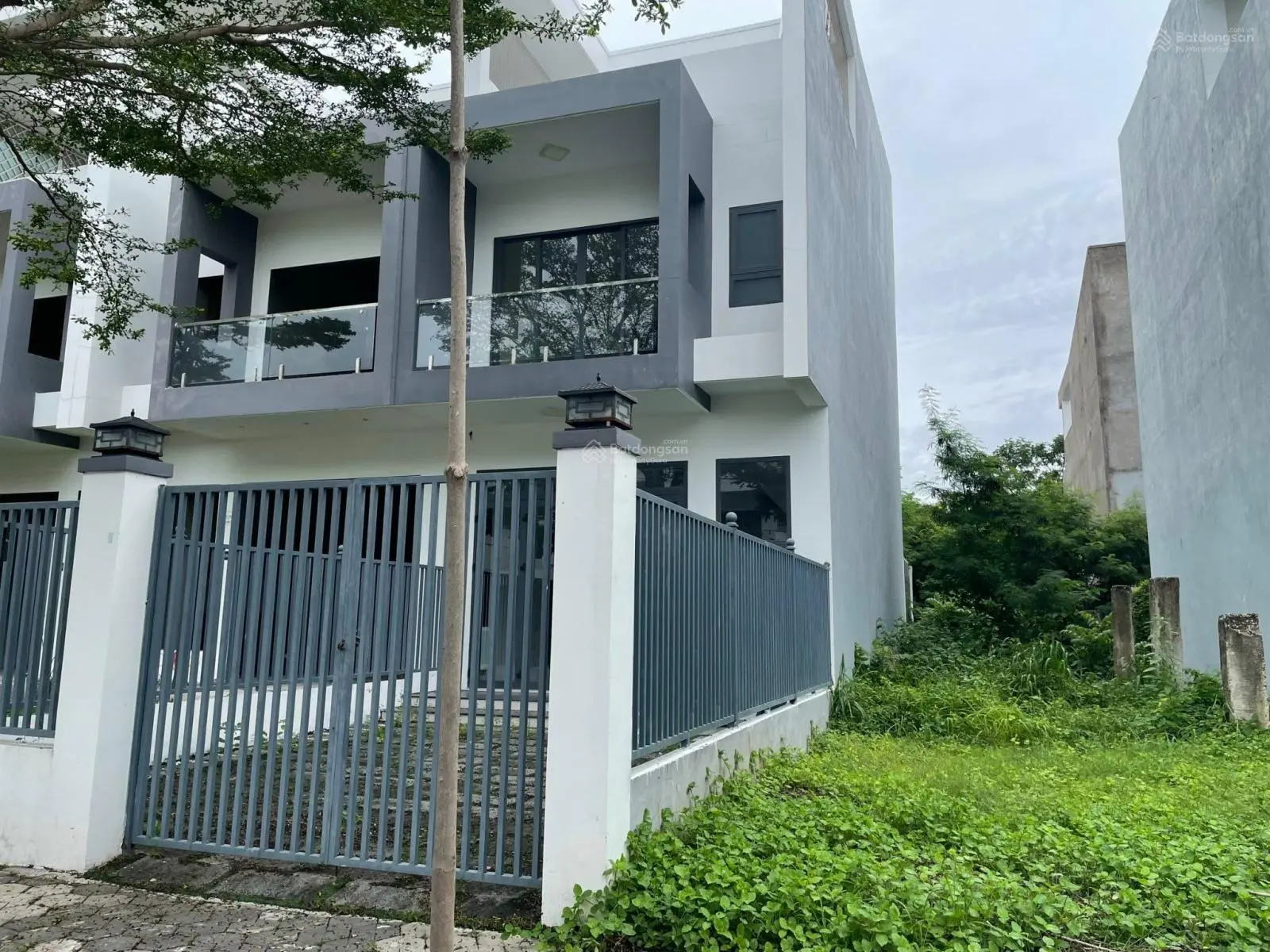 Ngợp lô nhà phố dt 110m2 chỉ 3tỷ800triệu Phước Lộc Cần Giờ