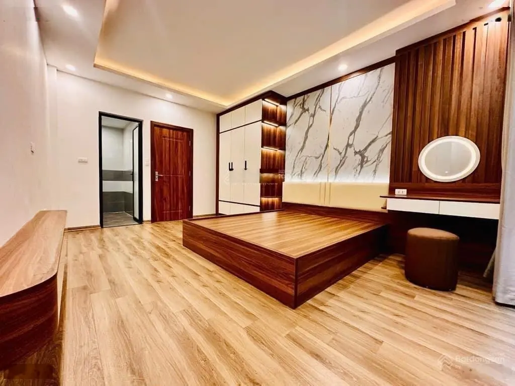 Hạ chào bán gấp nhà phố Hoàng Đạo Thành 38m*4T*3.6m MT - ô tô tải đỗ cửa - chỉ 6.45 tỷ - kd đỉnh.