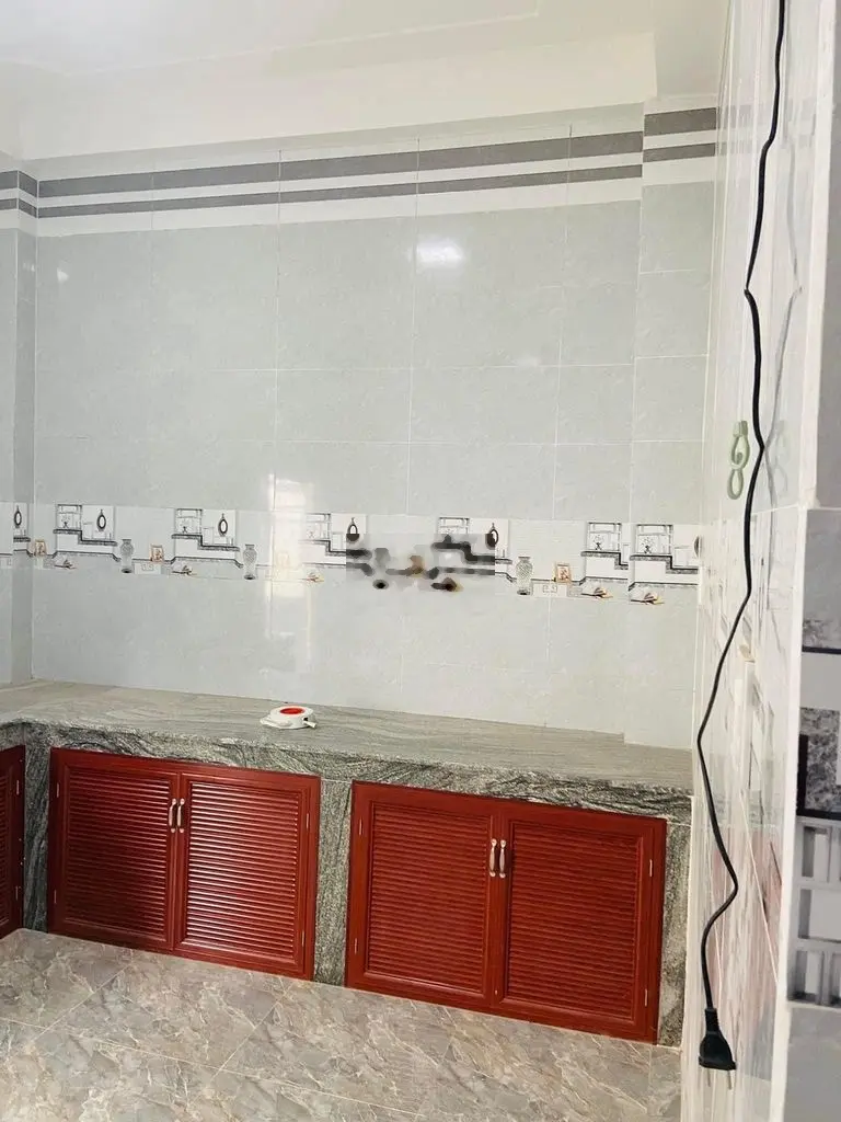 Nhà 2 mặt tiền - hướng Đông Nam - trường thpt dân tộc nội trú