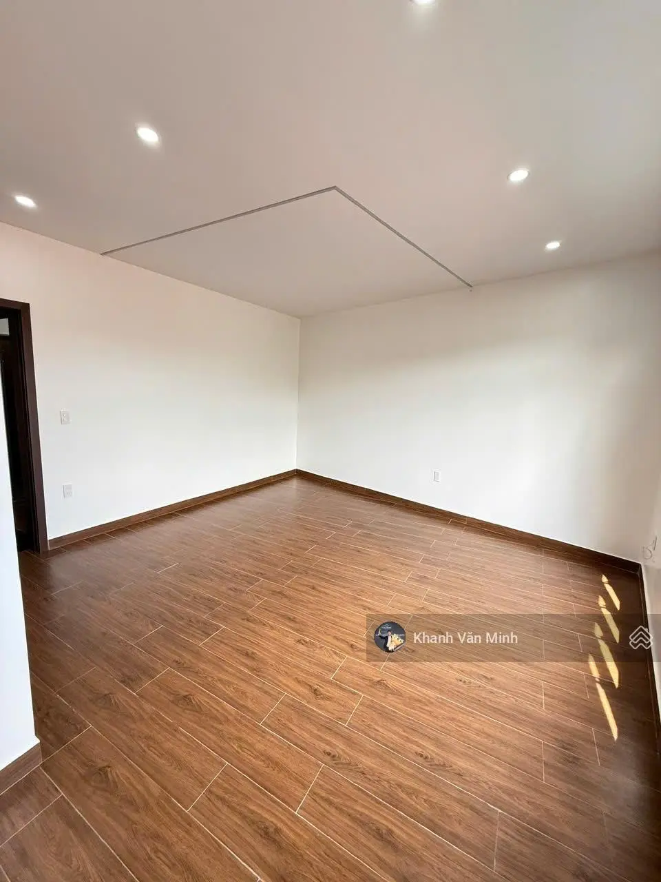 Nhà ngõ nông, ngang rộng. 51m2 x 4 tầng, giá 3 tỷ 560