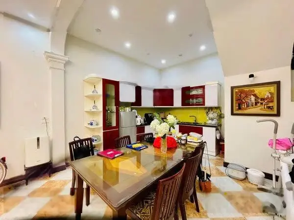Bán nhà riêng giá 16,5 tỷ VND tại Phố Thái Hà, Đống Đa, Hà Nội