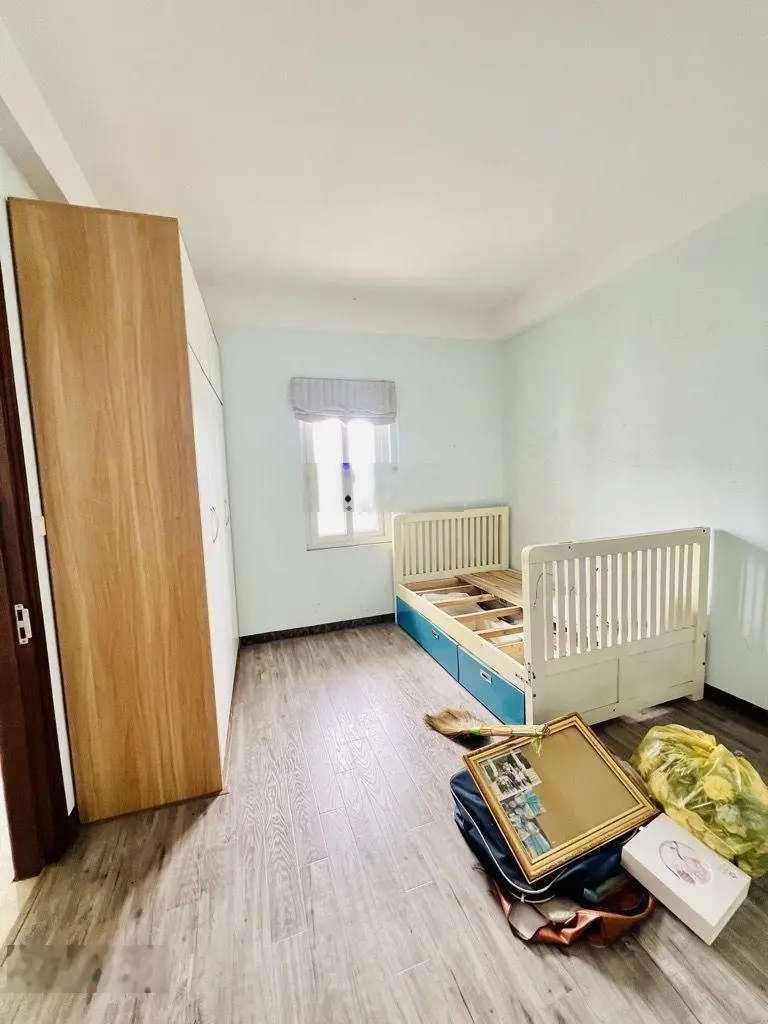 Bán nhà Đại Đồng 40m 5 tầng mt6.3m tương lai oto vào nhà giá 5.35 tỷ
