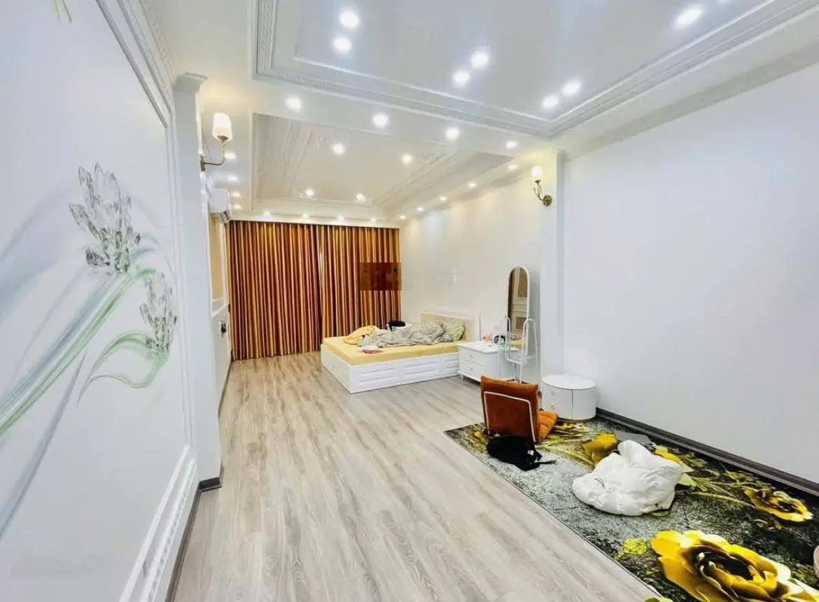 A đây rồi !! nguyễn văn huyên - phân lô - ô tô tránh - sát mp - kinh doanh - 7 tầng - thang máy
