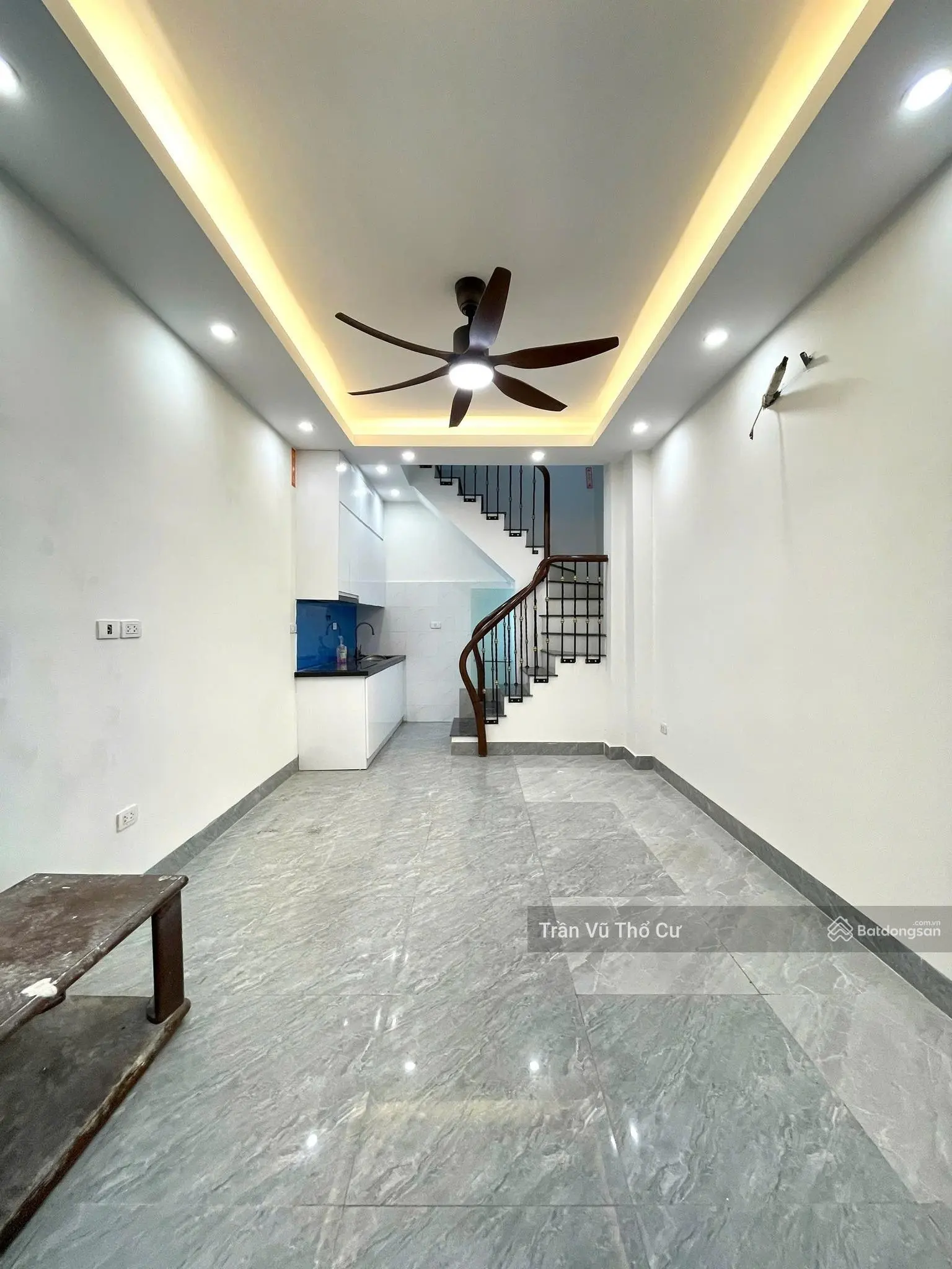 Chợ khâm thiên nhà thoáng siêu hot trong tầm giá