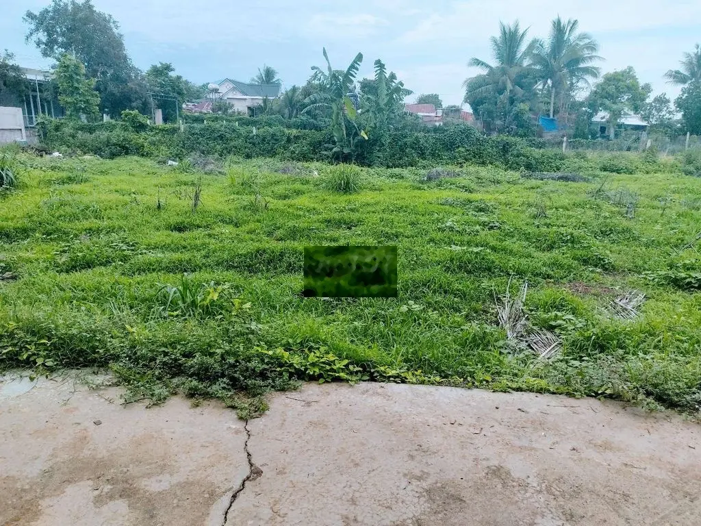 Hàng ngộp, đất nền gần chợ Bảo Hòa