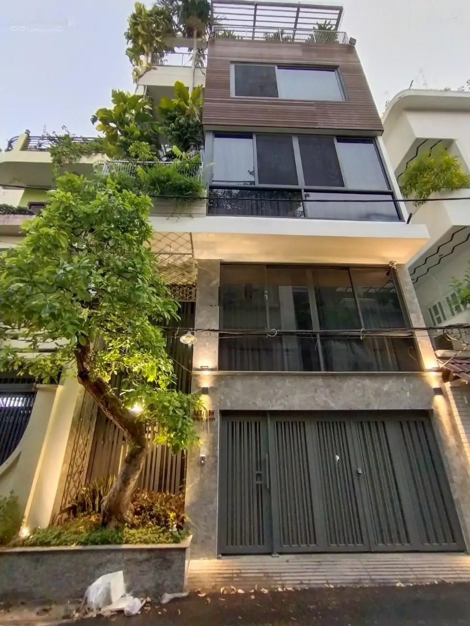 Bán nhà HXH Nguyễn Trãi, P Bến Thành, Q1: 5x18m nhà 5 tầng, giá 26 tỷ TL
