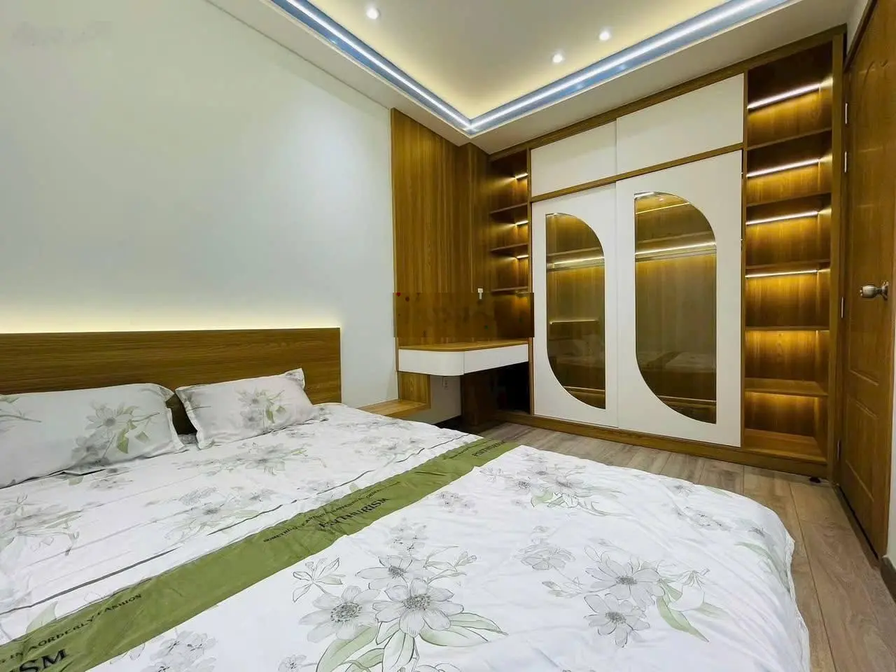 Bán nhà mặt phố Thân Văn Nhiếp,80m2 Giá 3tỷ288 (4PN,5WC),Gần THCS Lương Định Của, Sổ riêng,Quận2