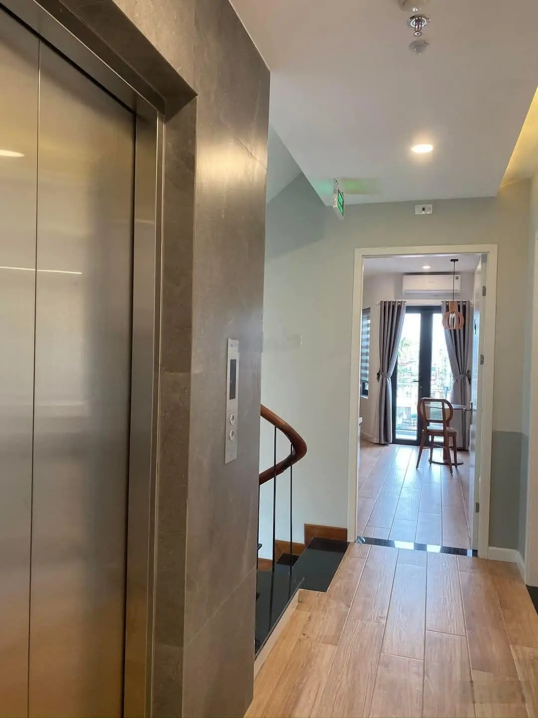 Phố Nhật Chiêu, 7 Tầng Thang Máy, Cạnh Hồ Tây & Lotte, 50m2, Ở & Thuê 60 triệu, Chỉ 13.9 tỷ
