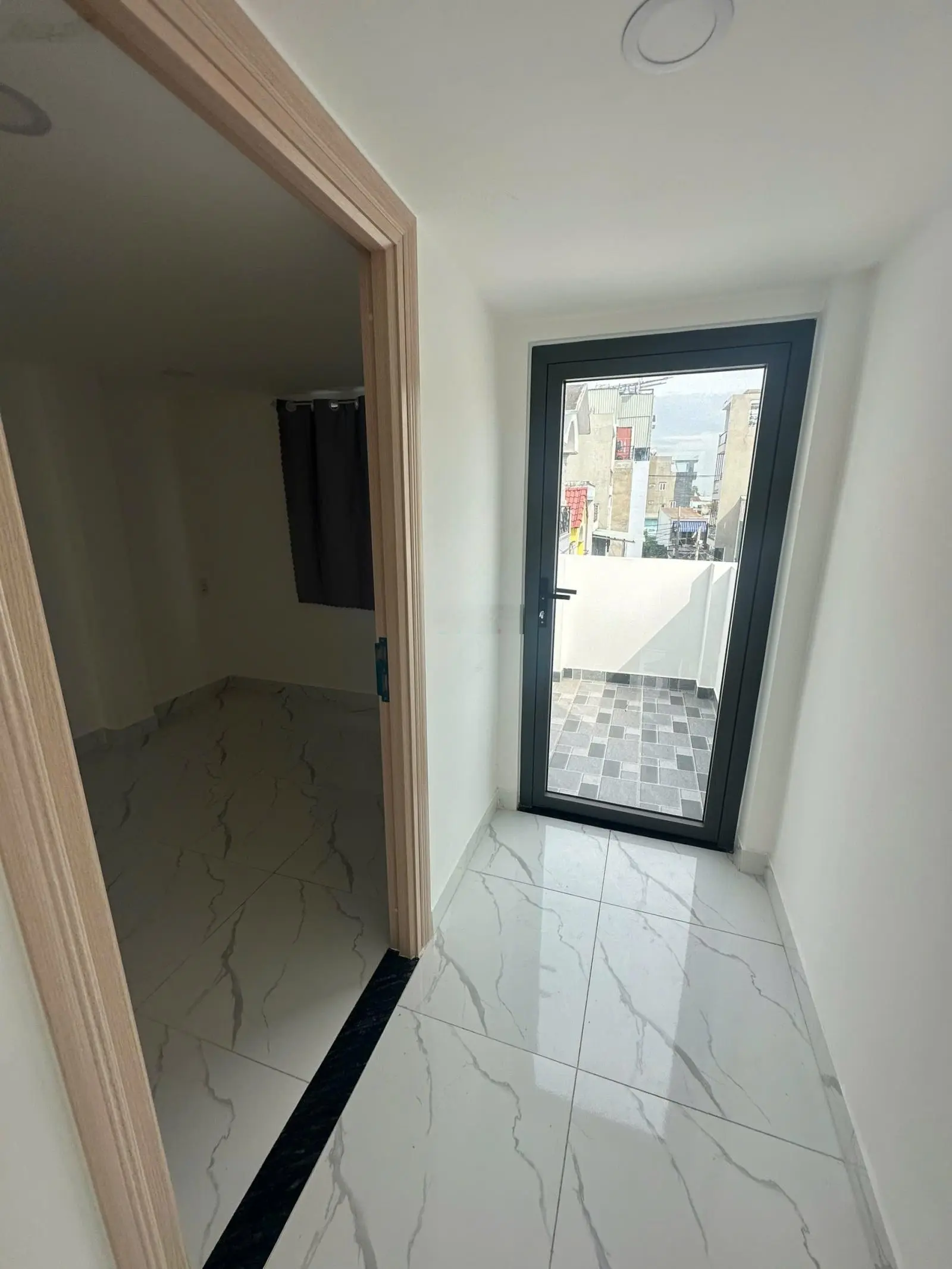 Nhà đường Số 9, BHH, Quận Bình Tân DT: 3.88m x 15m.
Giá 3ty830 còn bớt nhà 1 trệt + 2 lầu