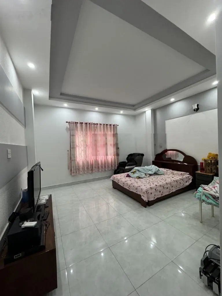 Bán Mặt tiền kinh doanh quận 8,4 tầng ,ngang 5,3 nở hậu,đường dương bá trạc, giá 11,950 tỷ (TL)
