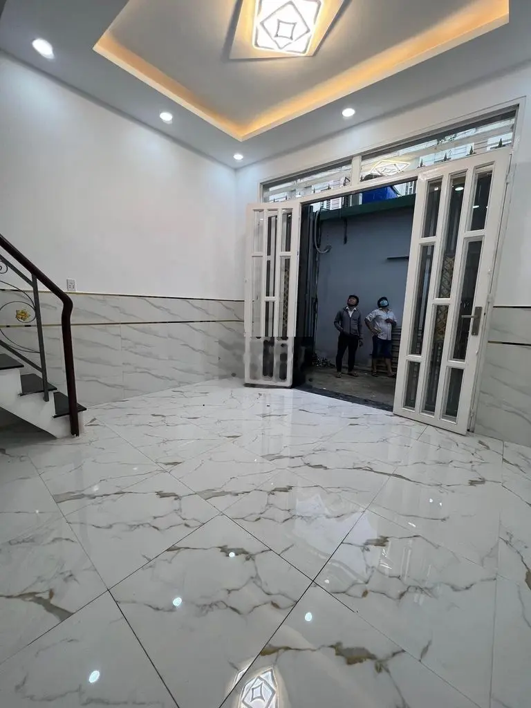 Bán gấp nhà 2 lầu đúc kiên cố đường Bình Thành, Bình Tân, giá 1,68 tỷ