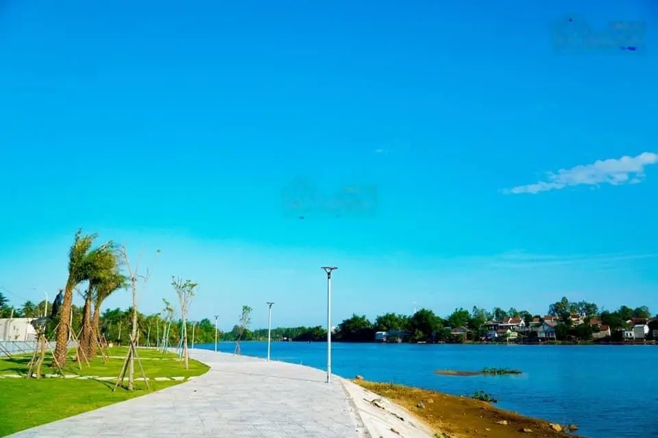 Chính chủ bán nhanh lô đất view sông khu dân cư An Lộc Phát, lô sạch đẹp, đã có sổ