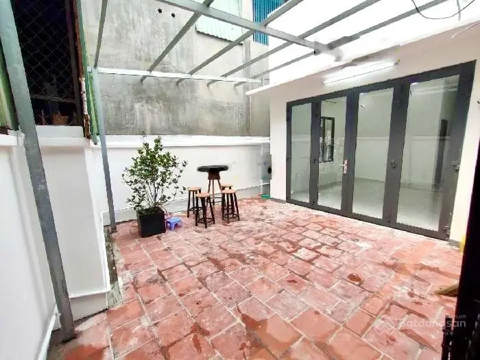 Nhà đẹp ở ngay 93m2 chỉ 4.8 tỷ - kế hoàng diệu 2, ngã tư thủ đức ga metro - p.linh trung