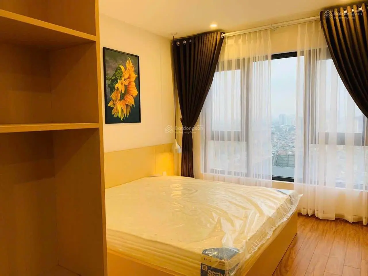 Bán căn hộ 2pn full nội thất tại The Sun Mễ Trì, giá 5,4 tỷ VND. LH: 0934 593 ***