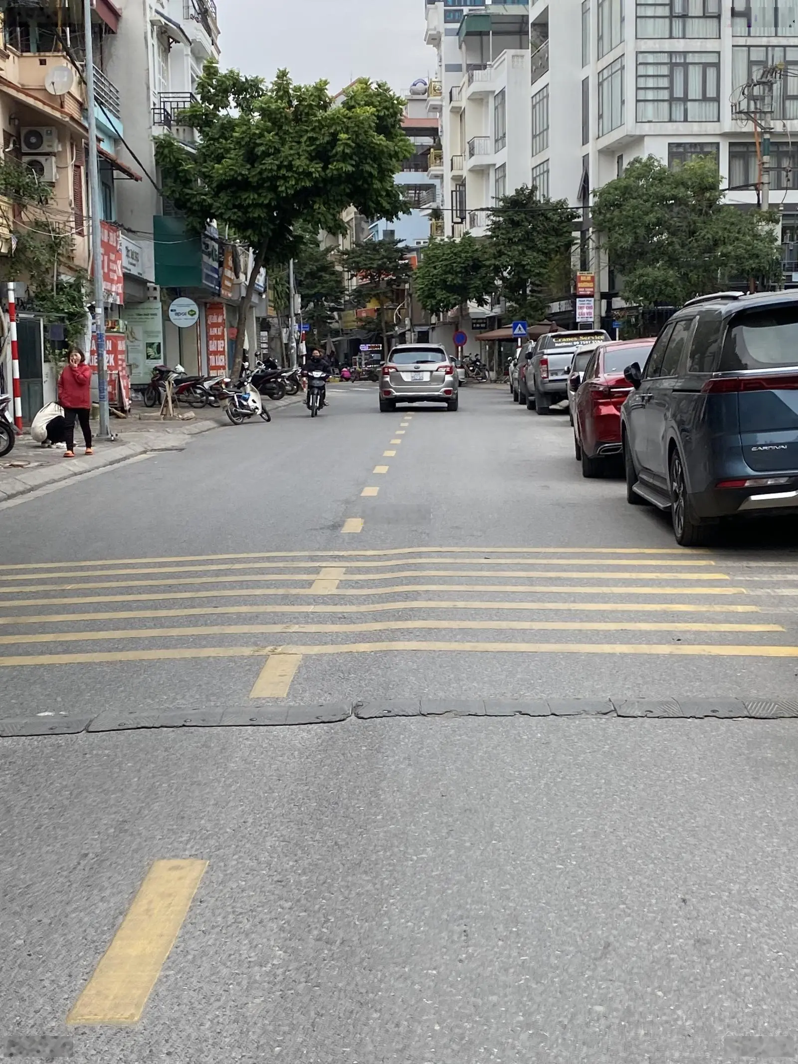 Bán nhanh nhà 5 tầng phố Sài Đồng, Long Biên, full tiện ích, DT: 36m2, nhỉnh 5tỷ