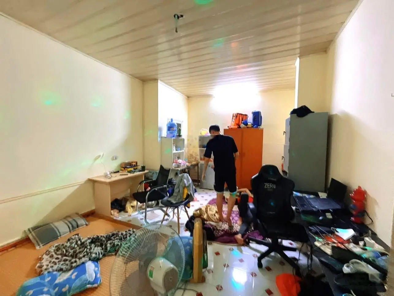Bán Nhà Minh Khai, Hai Bà Trưng . DT 64m2 3T Mặt tiền 4m. giá: 15.9 tỷ. LH :0383 426 ***