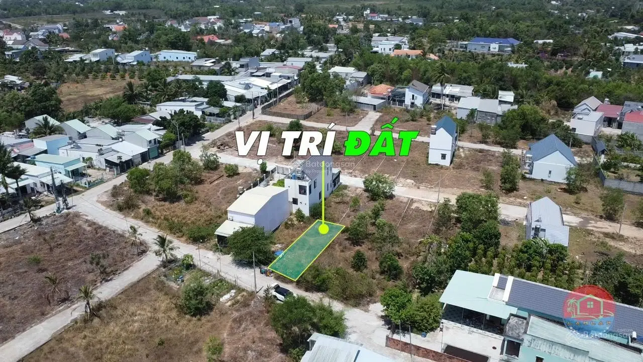 Bán lô đất 130m2, có sẵn thổ cư, đường rộng 8m, Chỉ cách quảng trường Hồ Chí Minh đúng 2.5km