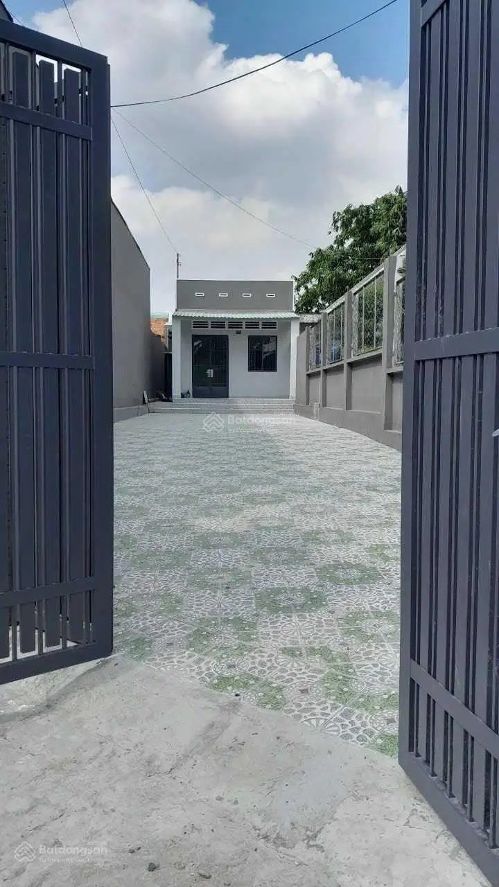 Nhà mặt tiền rộng 32m đường số 2 phường Linh Xuân Thủ Đức 188m2 bán rẻ 11,2 tỷ