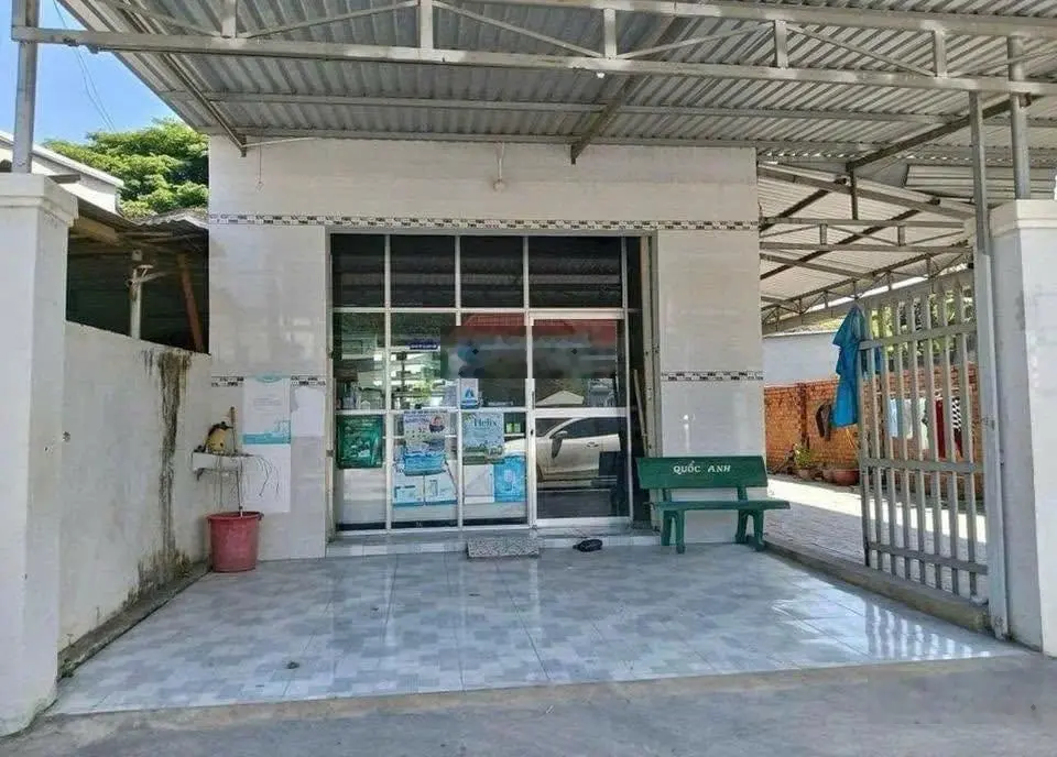Ngân hàng Techcombank phát mãi tài sản dãy trọ vực chợ Bình Chánh. giá 1 tỷ350. Sổ hồng riêng sang