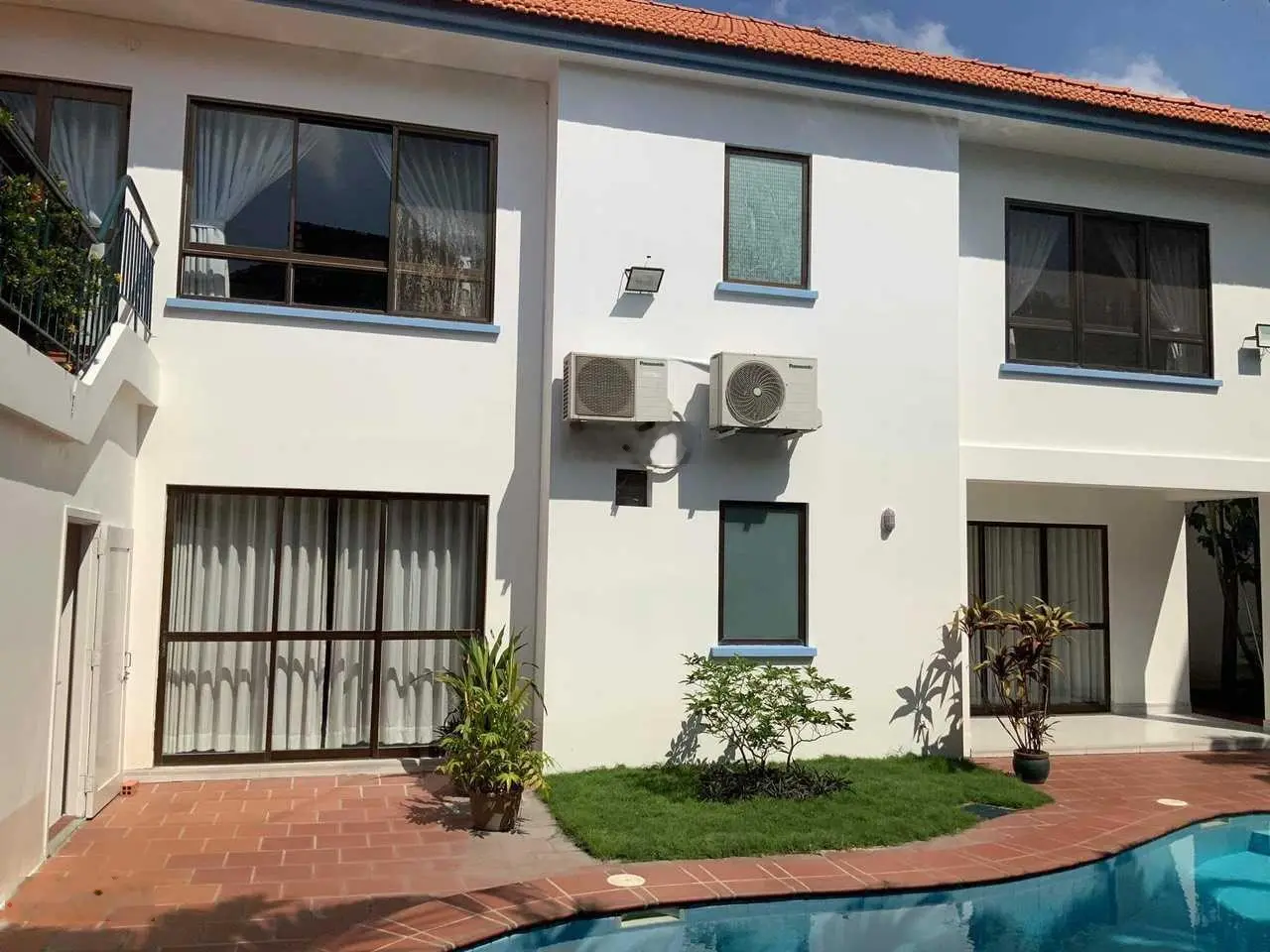 Bán biệt thự 21 x 23 CN 470m2 - HĐT 115 triệu/th - Giá 105 tỷ