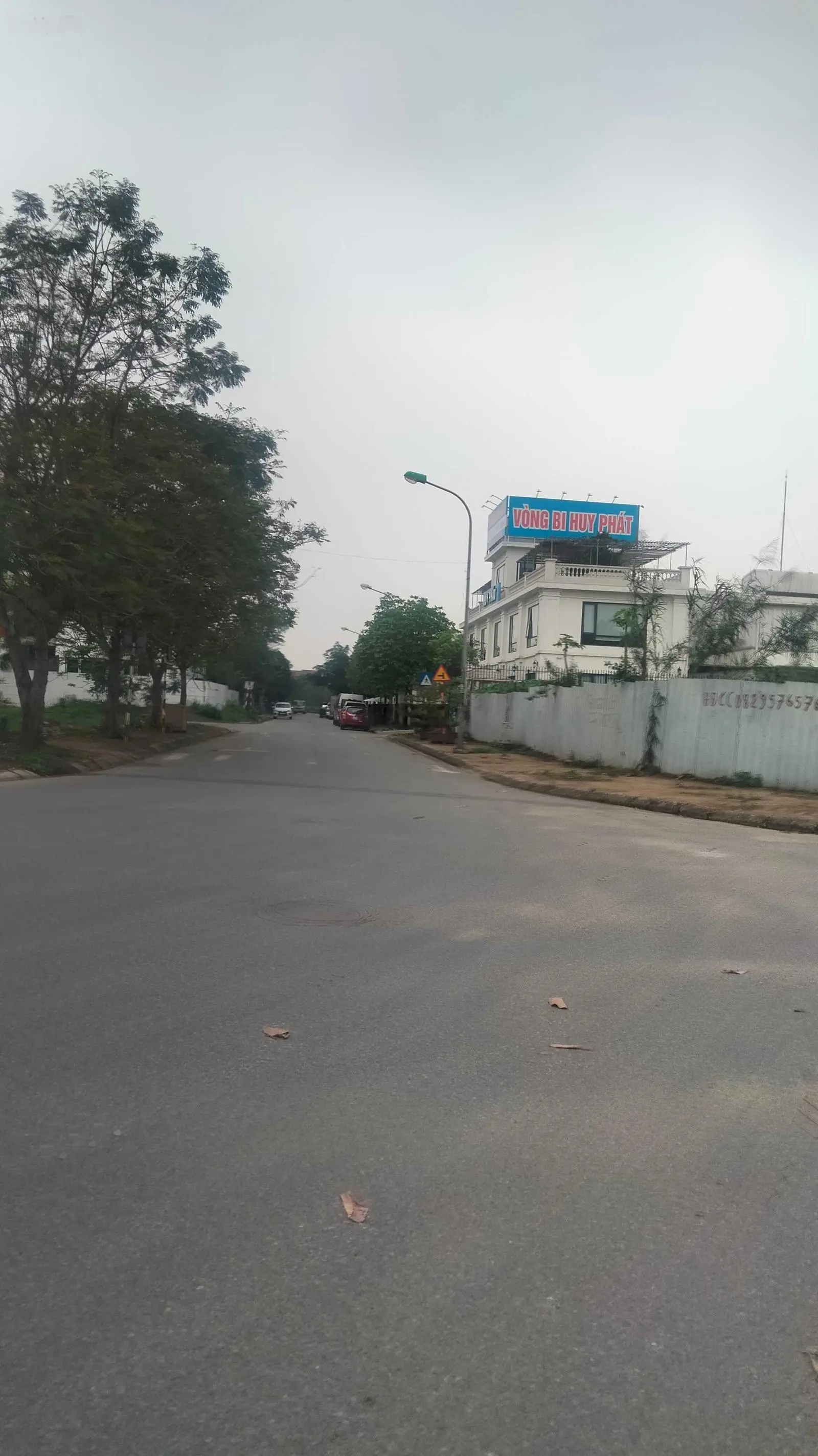 CC bán lô góc 510m2 làng nghề Kiêu Kỵ mặt tiền 21m giá 3xtr/m2