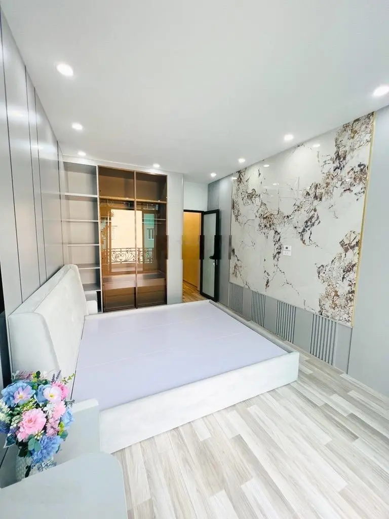 Bán nhà Minh Khai - Gốc Đề - Ngõ thẳng ô tô cách 15m - Full nội thất - 5 tầng. Giá: 6,95 tỷ