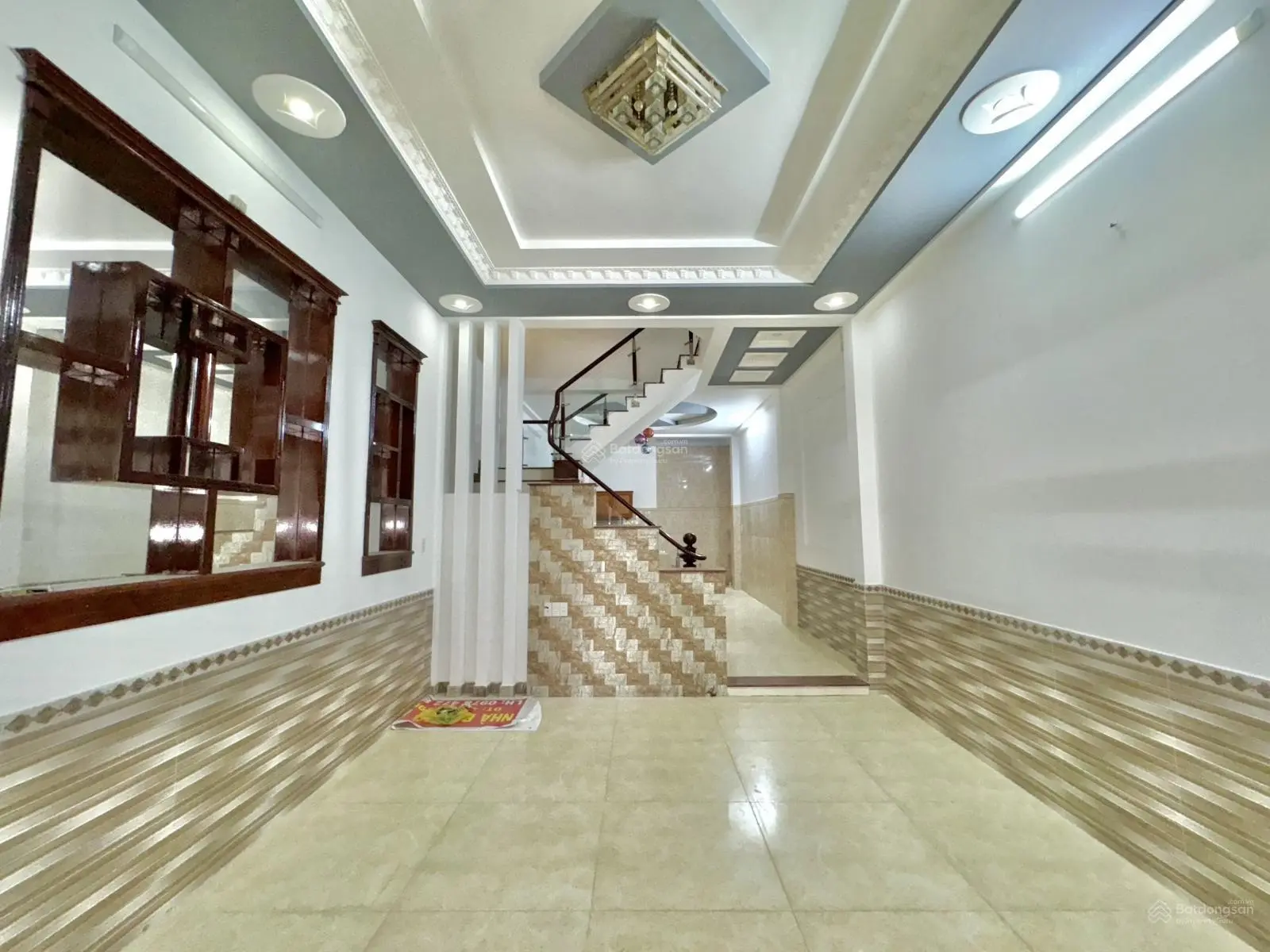Bán nhà 1 trệt 3 lầu mặt tiền đường Hiệp Thành 7, phường Hiệp Thành, Quận 12