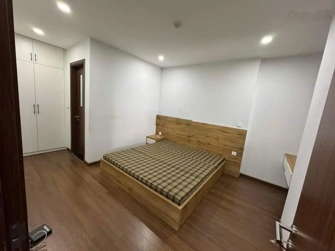 Chủ nhờ e bán căn 83m toà Phương Đông số 1 Trần thủ Độ, 3ngủ2vs full nội thất đẹp giá chỉ 5.1 tỉ bt