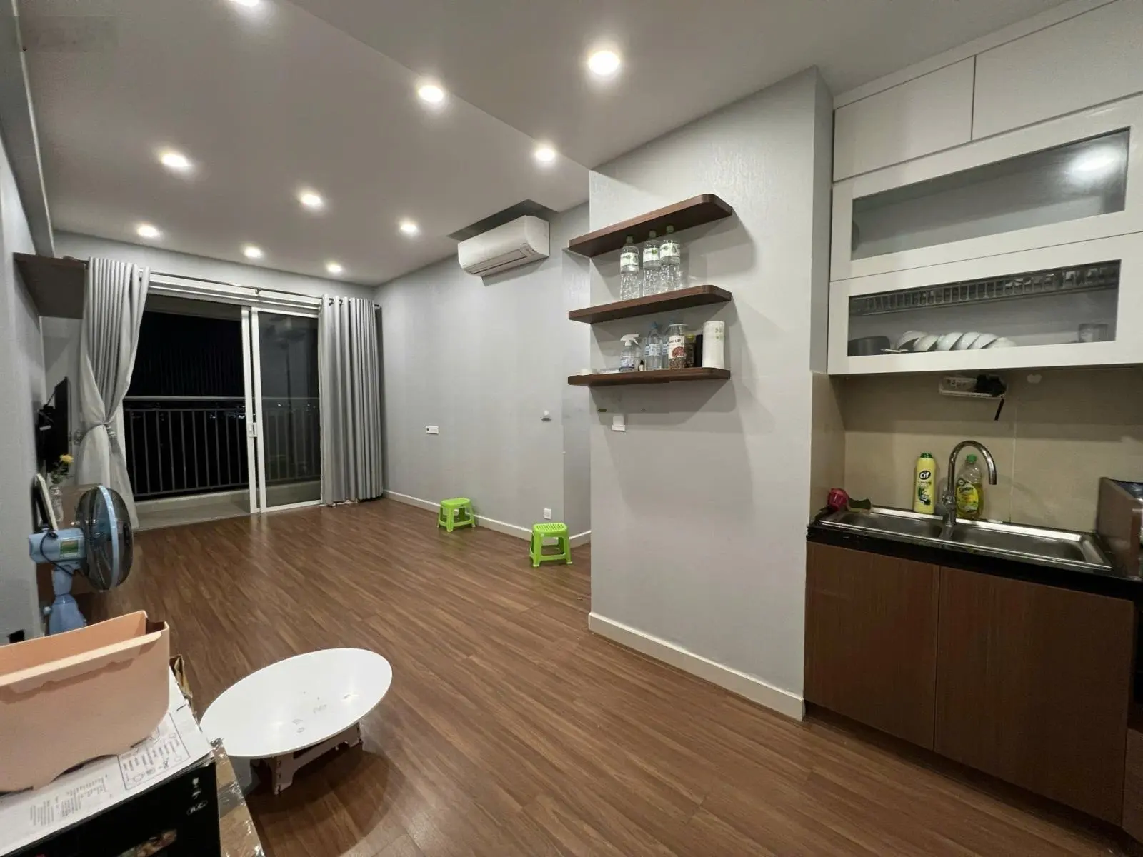 Bán Căn hộ Golden Mansion , 3PN , 2WC , Full Nội Thất , View Phổ Quang Giá : 5 Tỷ 480 thương lượng