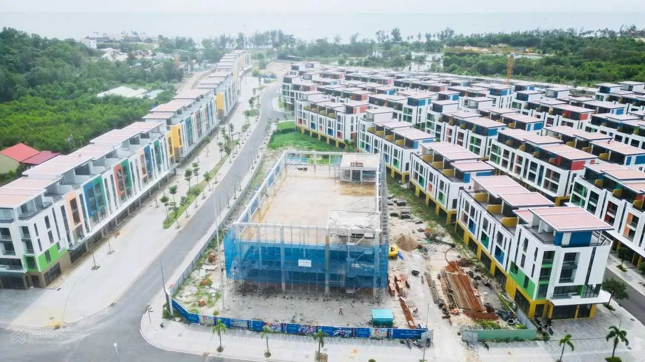 Căn hộ biển tại bãi trường sở hữu lâu dài - 1,8 tỷ ck 36% nhận nhà năm 2027. loan 0939 443 ***