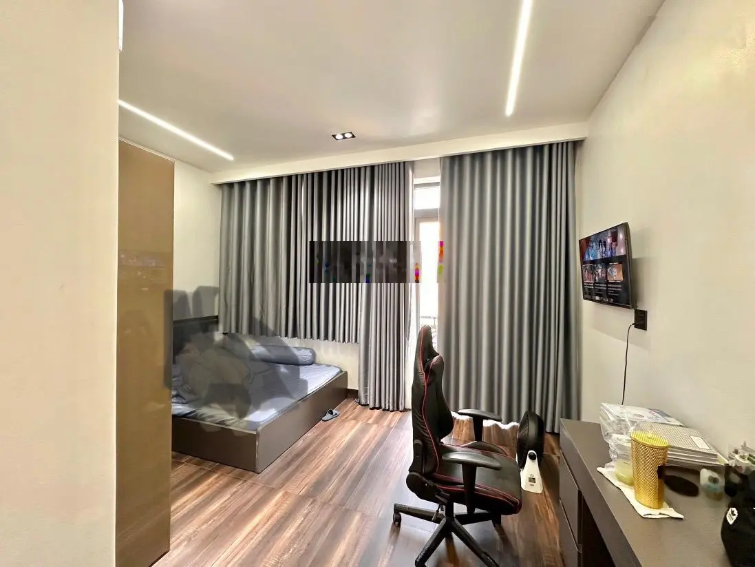 Bán nhà 4 tầng đường Đỗ Xuân Hợp, Phước Long B, hẻm xe hơi chỉ vài bước tới Trường Kỹ Nghệ 2