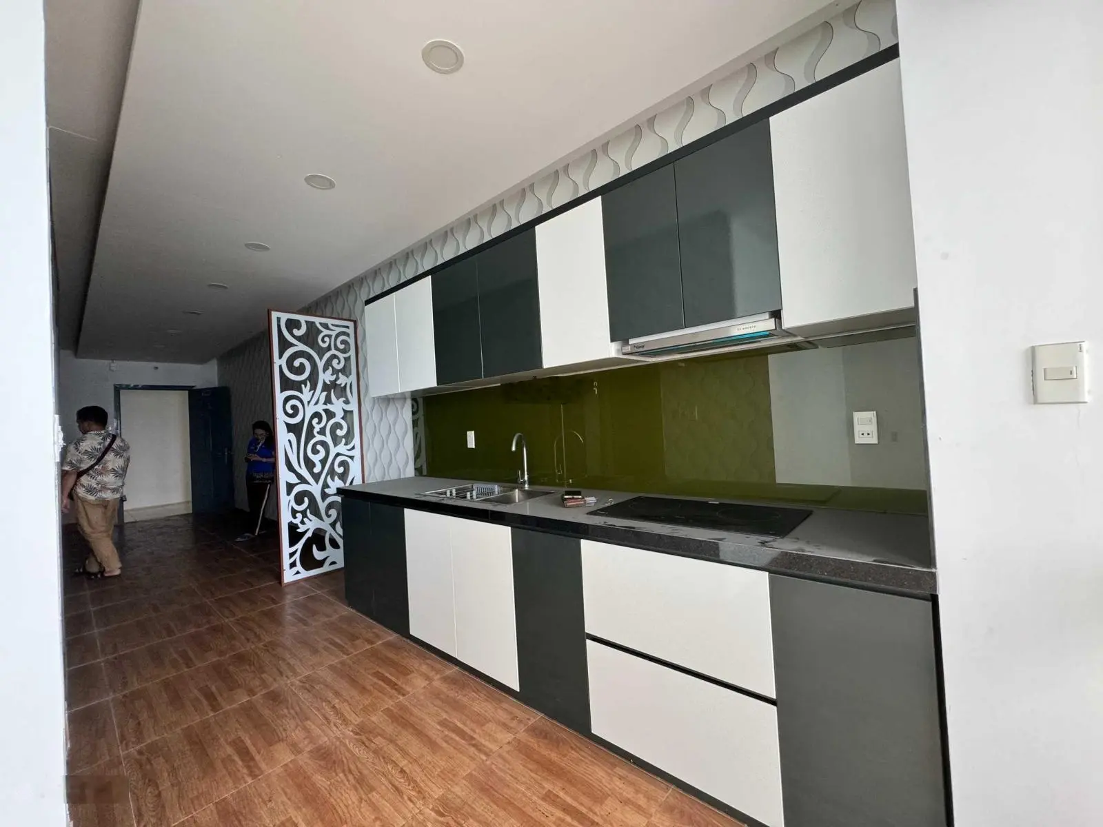 Bán căn trực biển 2 phòng ngủ giá tốt ở Mường Thanh Khánh Hòa