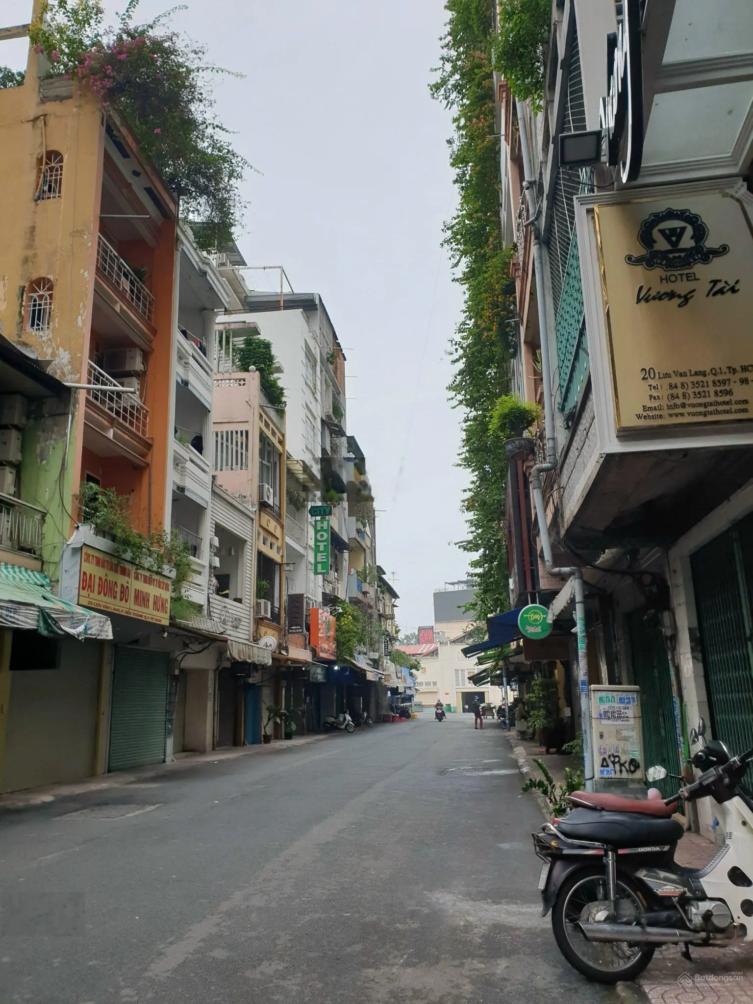 Nhà Mặt Tiền Khu Chợ Bến Thành , 4.25 m x 20m , 1 Trệt - 3 lầu , Giá 69 tỷ có thương lượng