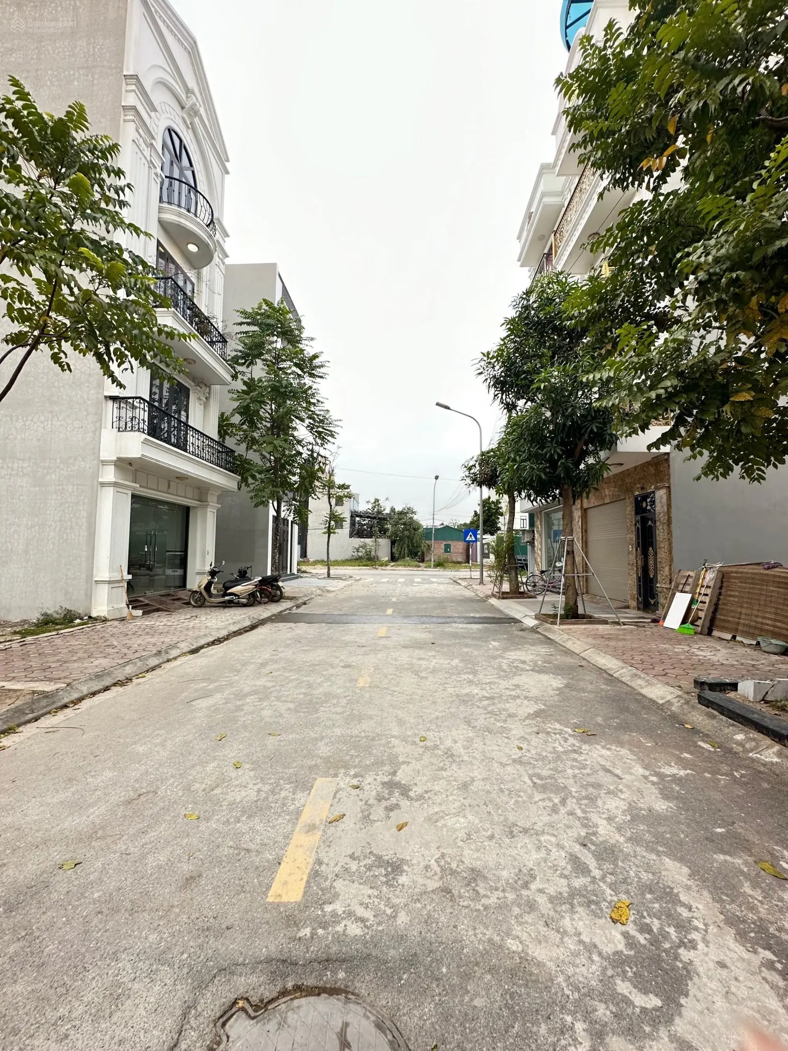 Bán lô góc 80m2 khu đấu giá DG06 trung tâm Thị Trấn Quốc Oai. Dân cư đông đúc. LH 0985 242 ***